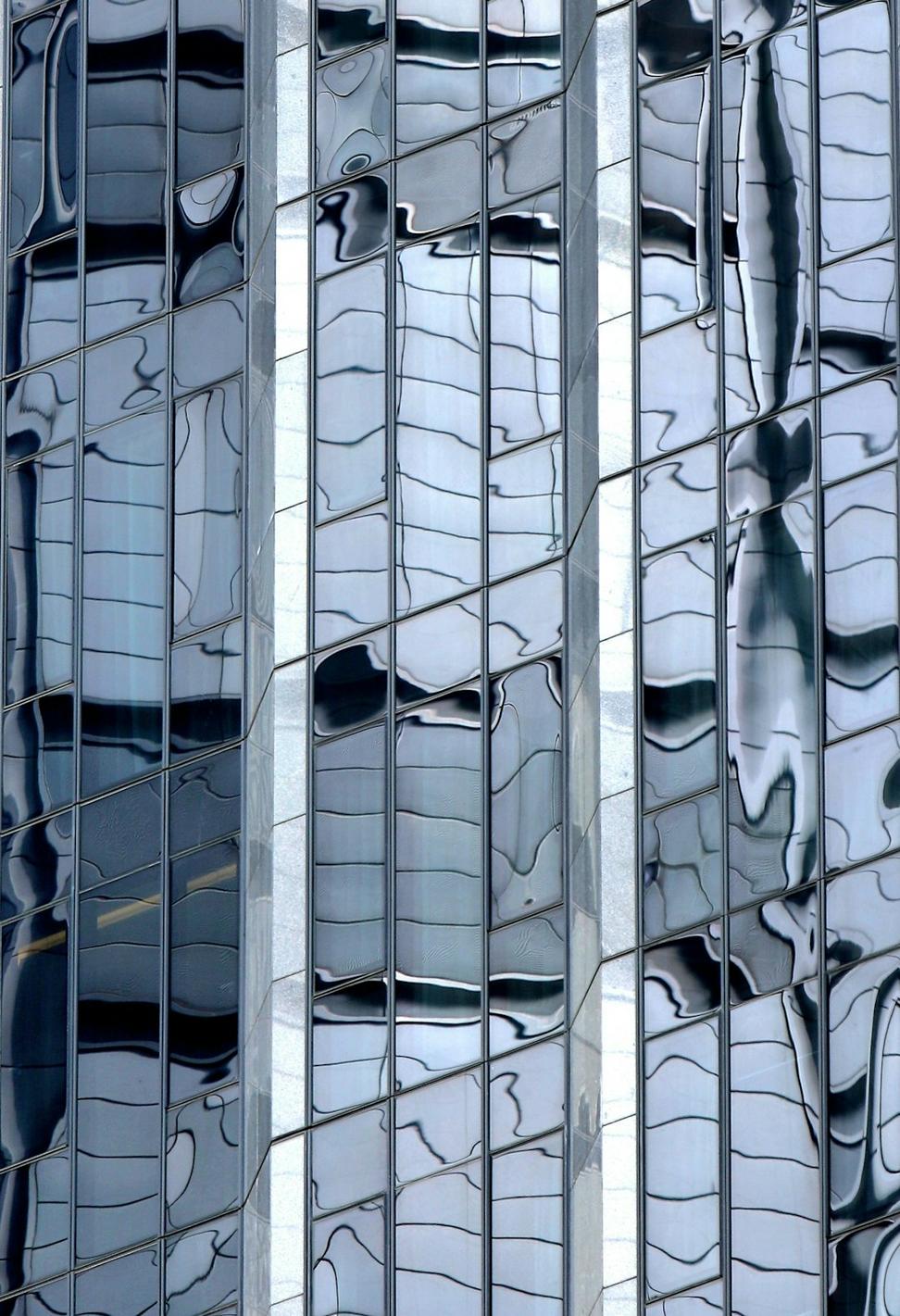 Modern Canadian Architecture